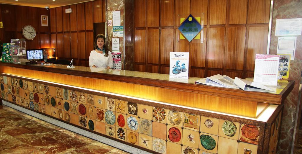 Hotel Tropical San Antonio  Bagian luar foto
