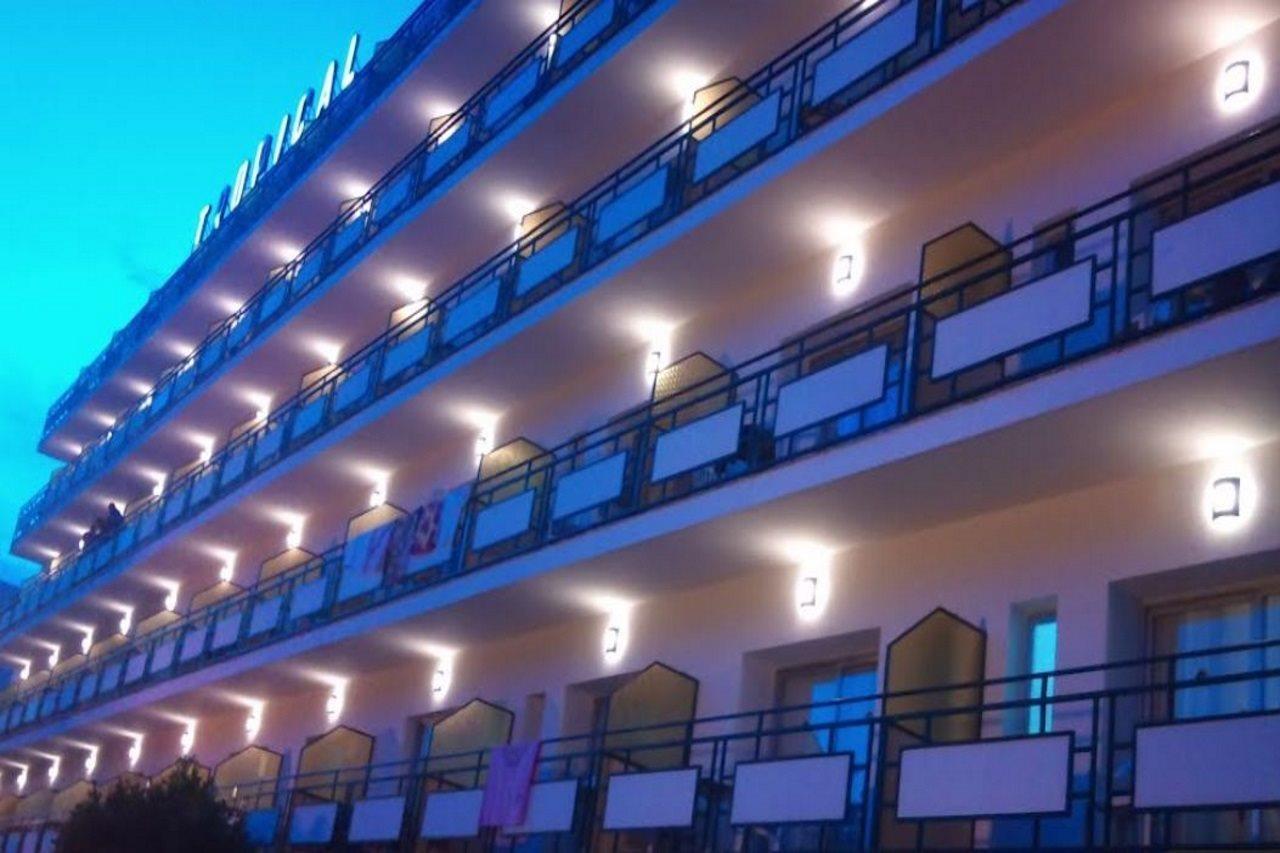 Hotel Tropical San Antonio  Bagian luar foto