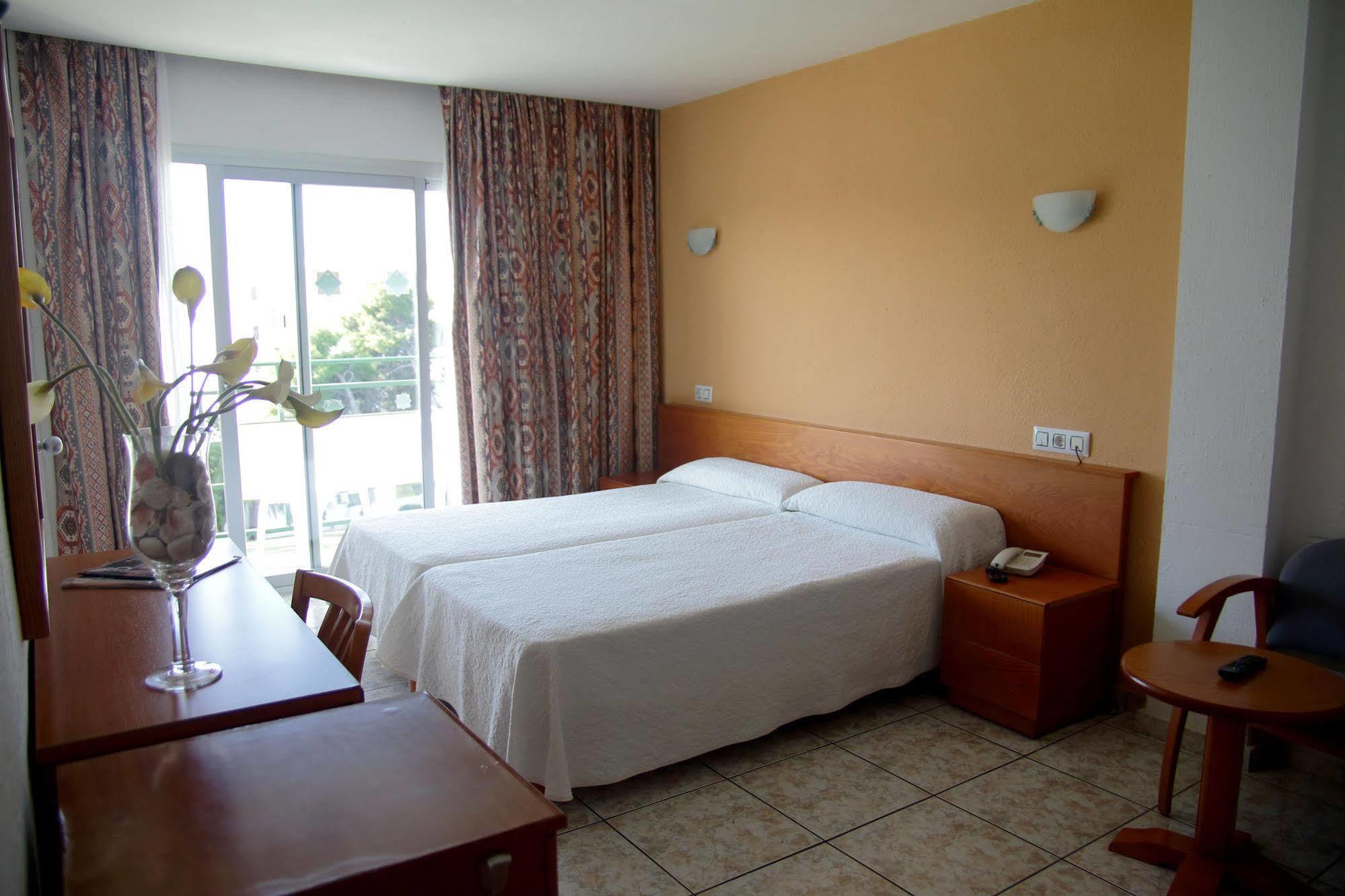 Hotel Tropical San Antonio  Bagian luar foto