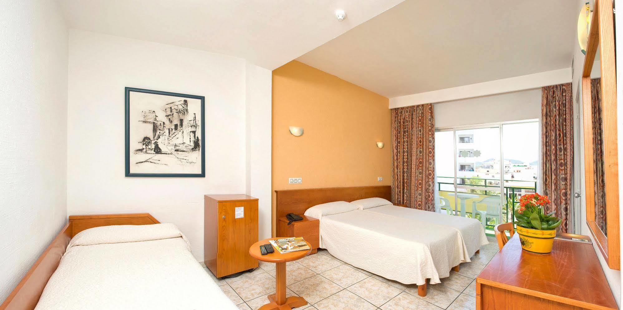 Hotel Tropical San Antonio  Bagian luar foto
