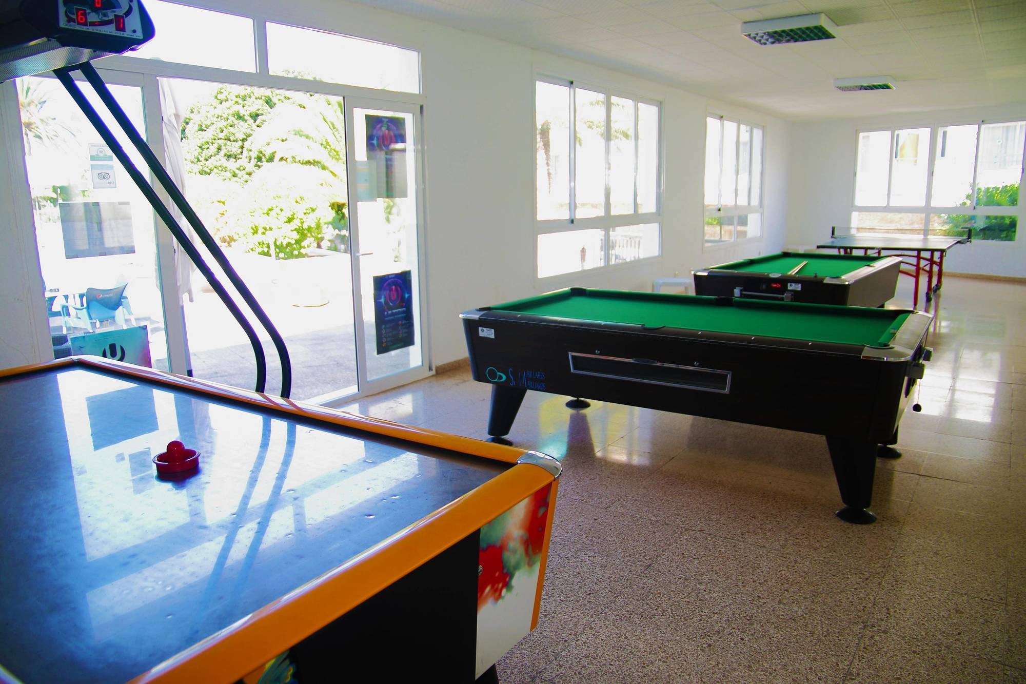Hotel Tropical San Antonio  Bagian luar foto
