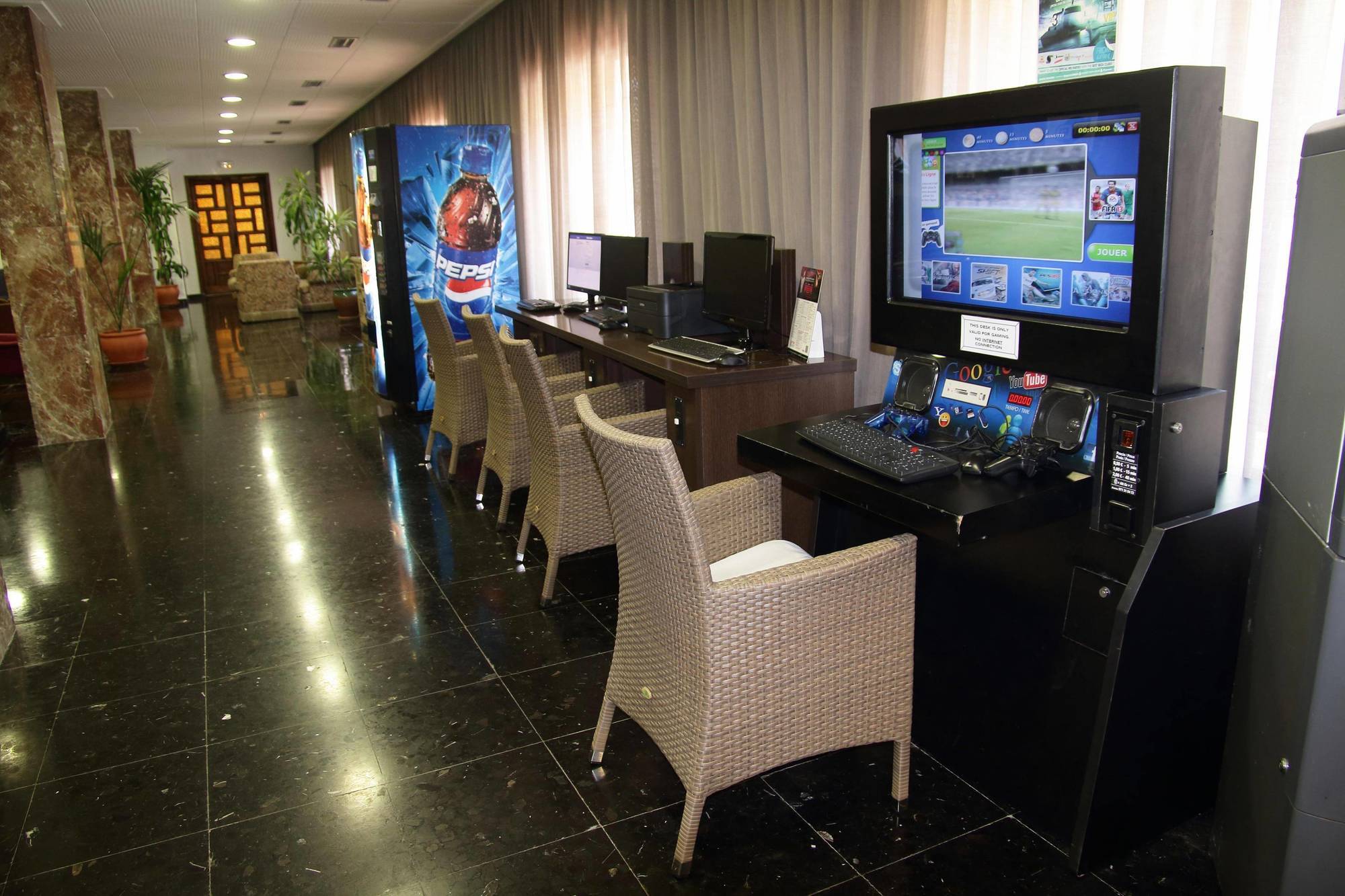 Hotel Tropical San Antonio  Bagian luar foto